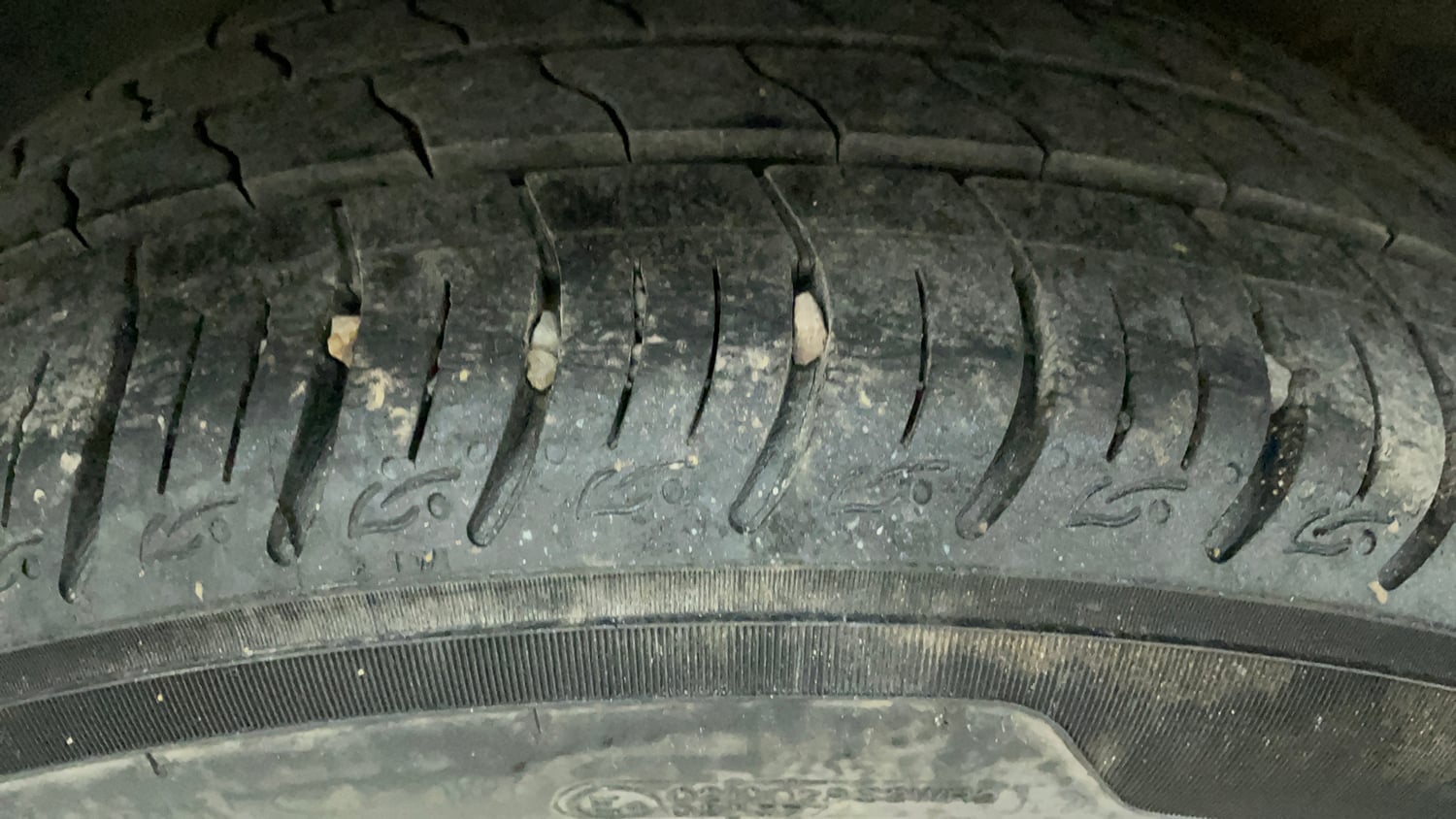 Used 2022 Tata Altroz XM Plus Petrol Petrol Manual tyres RIGHT REAR TYRE TREAD VIEW