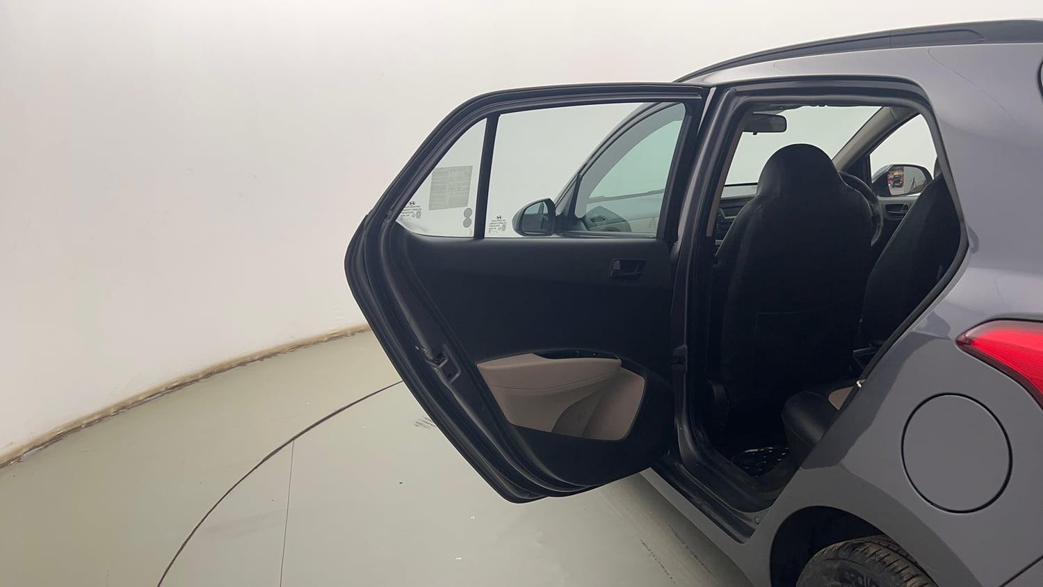 Used 2018 Hyundai Grand i10 Magna 1.2 Kappa VTVT Petrol Manual interior LEFT REAR DOOR OPEN VIEW