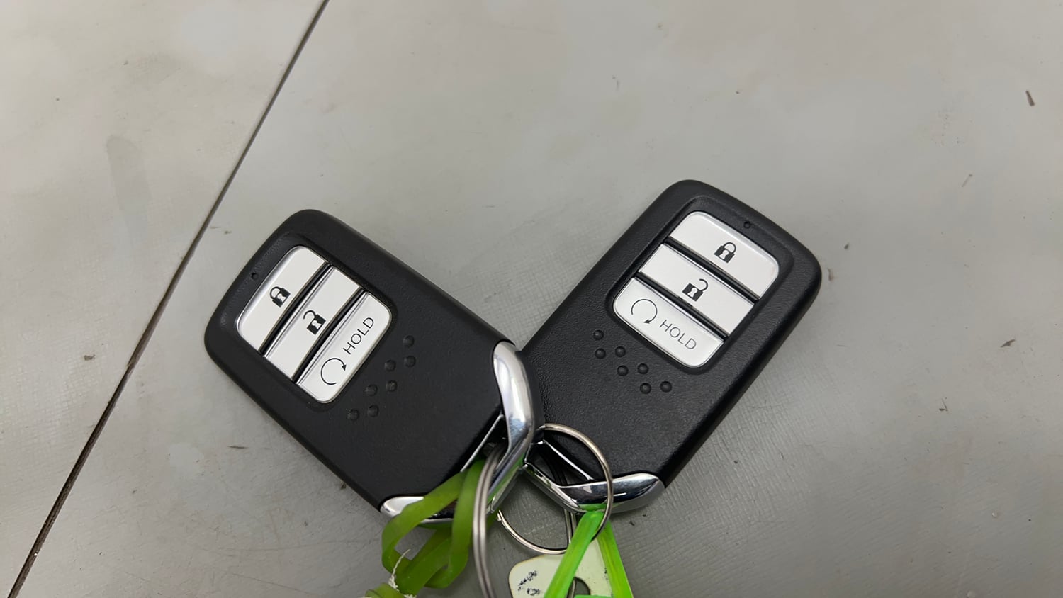Used 2025 Honda Elevate V CVT Petrol Automatic extra CAR KEY VIEW