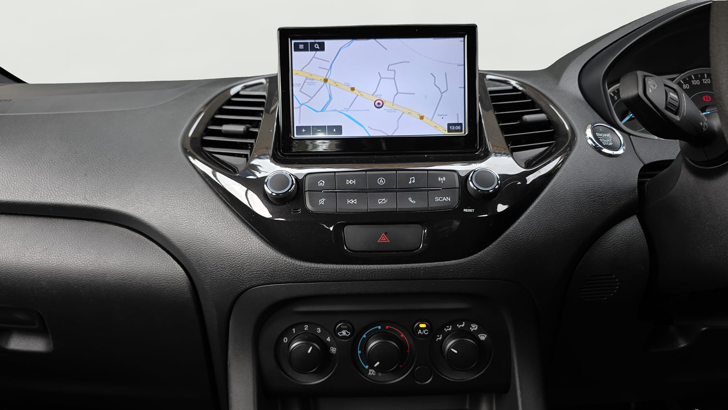 Used 2021 Ford Freestyle Titanium 1.2 Ti-VCT Petrol Manual interior MUSIC SYSTEM & AC CONTROL VIEW