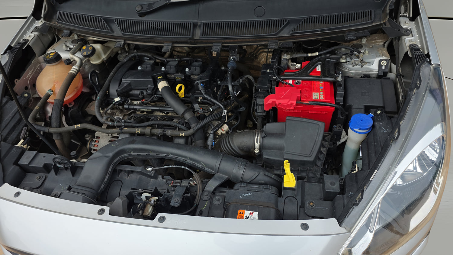 Used 2021 Ford Freestyle Titanium 1.2 Ti-VCT Petrol Manual engine ENGINE LEFT SIDE VIEW