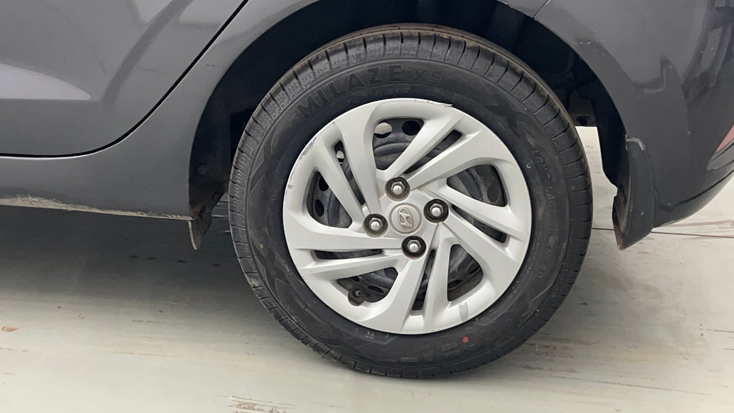 Used 2019 Hyundai Grand i10 Nios Magna AMT 1.2 Kappa VTVT Petrol Automatic tyres LEFT REAR TYRE RIM VIEW