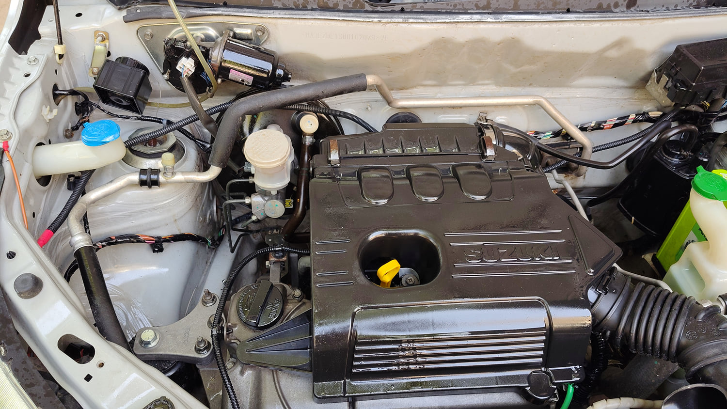 Used 2014 Maruti Suzuki Alto K10 VXi Petrol Manual engine ENGINE RIGHT SIDE VIEW