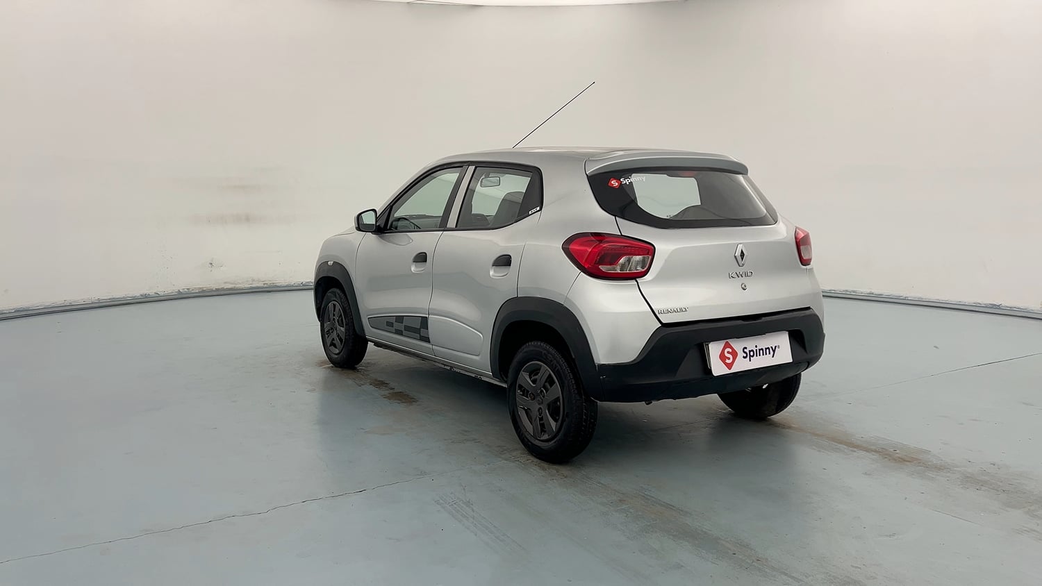 Used 2018 Renault Kwid 1.0 RXT Opt Petrol Manual exterior LEFT REAR CORNER VIEW