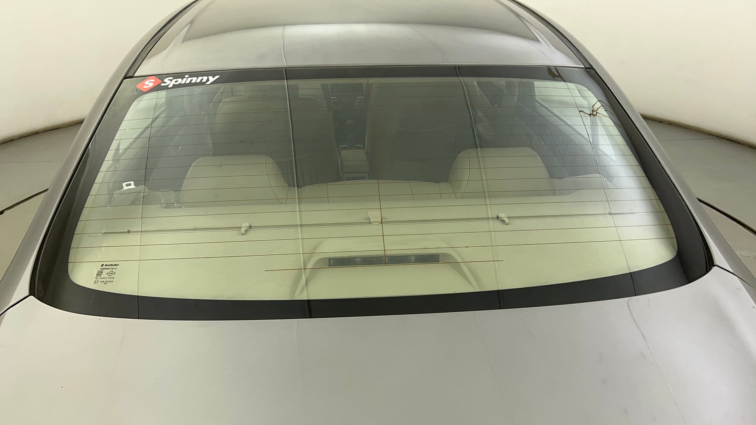 Used 2016 Maruti Suzuki Ciaz ZXi  AT Petrol Automatic exterior BACK WINDSHIELD VIEW