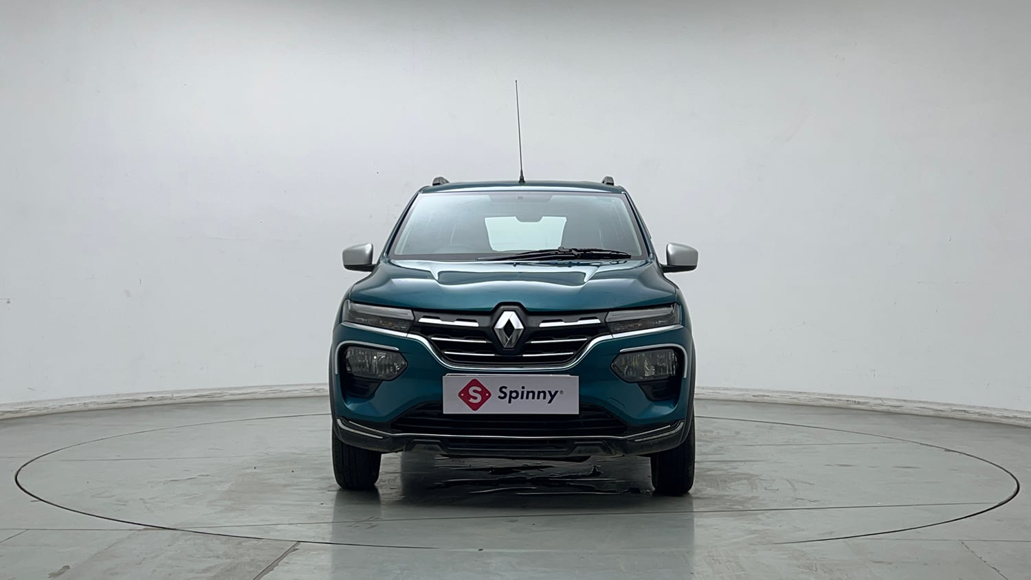 Used 2022 Renault Kwid RXT 1.0 Petrol Manual exterior FRONT VIEW