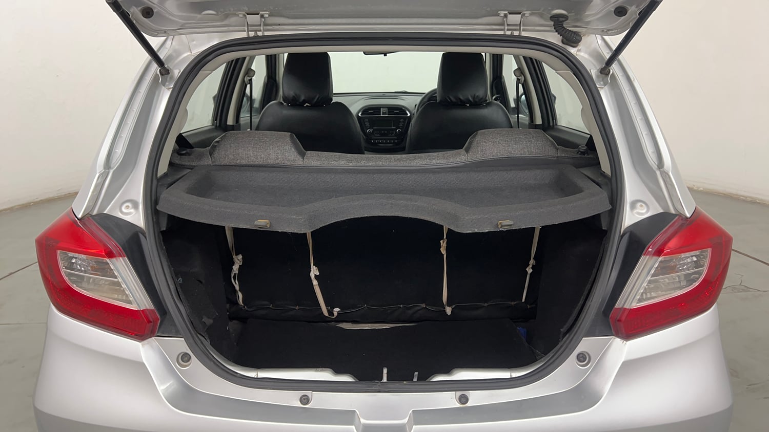 Used 2018 Tata Tiago Revotron XZA Petrol Automatic interior DICKY INSIDE VIEW