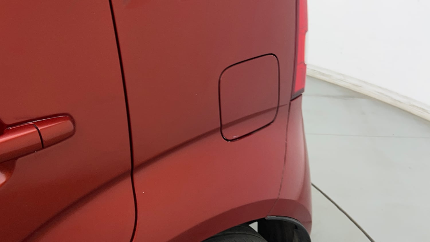 Used 2017 Maruti Suzuki Ignis Delta 1.2 MT Petrol Manual dents MINOR SCRATCH