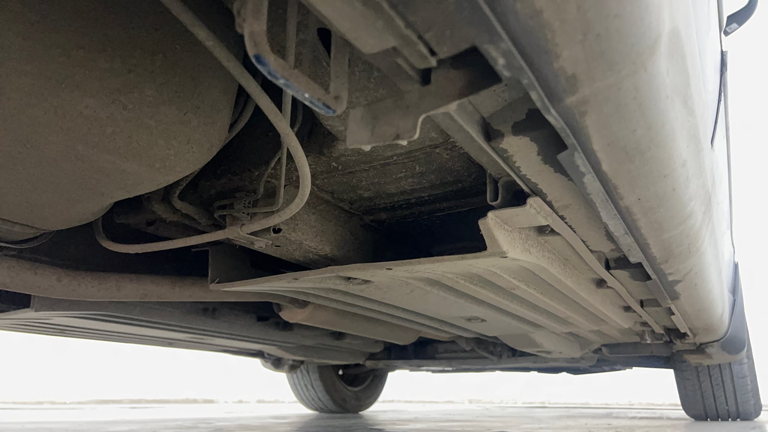 Used 2022 Maruti Suzuki S-Cross Sigma Petrol Manual extra REAR RIGHT UNDERBODY VIEW