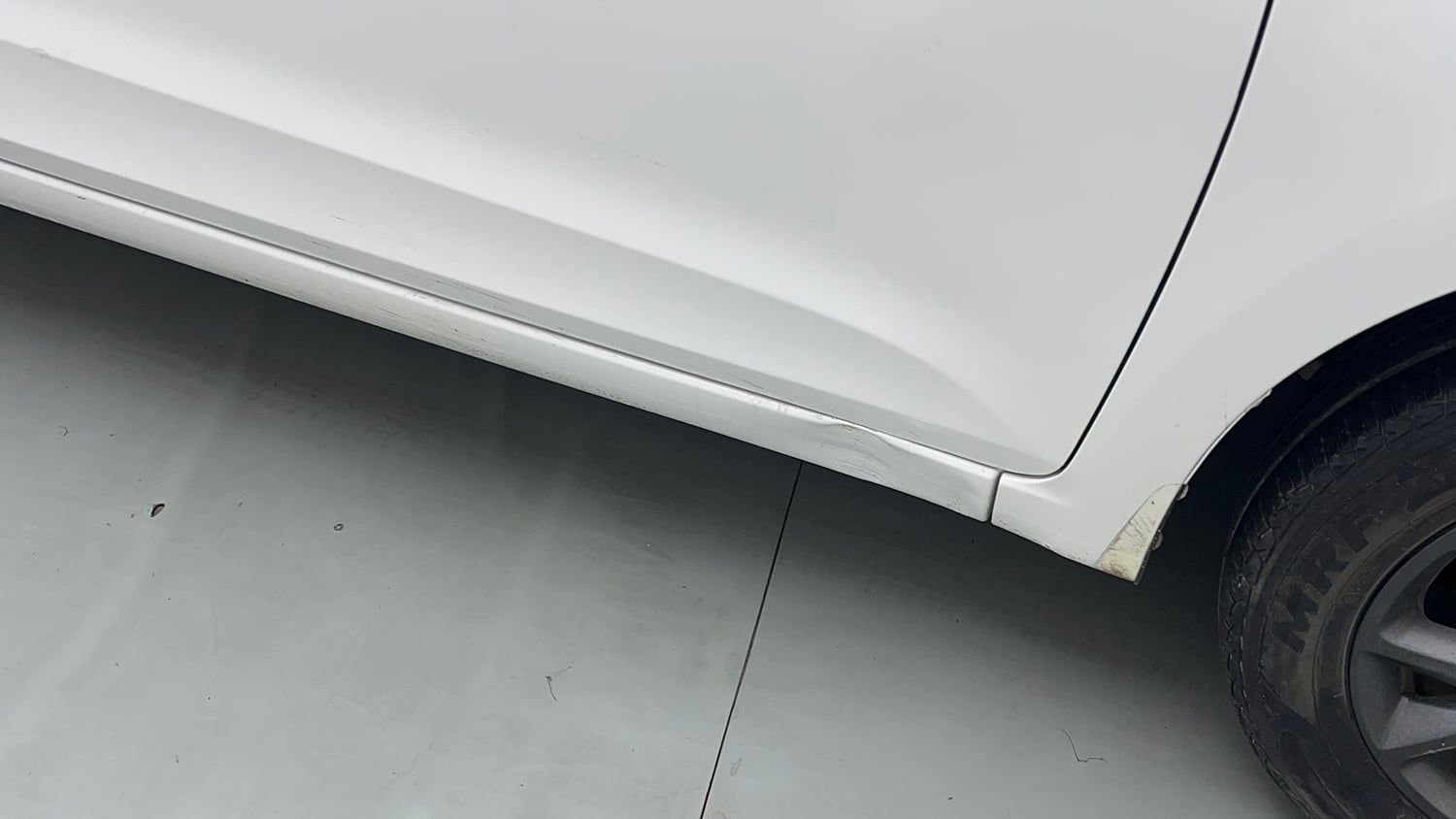 Used 2018 Hyundai Elite i20 Asta 1.2 AT Petrol Automatic dents MINOR SCRATCH