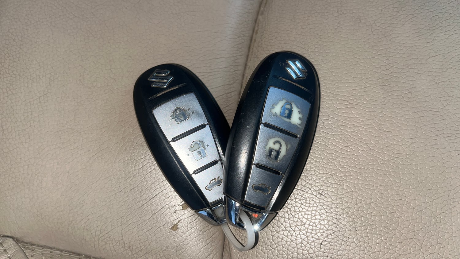Used 2017 Maruti Suzuki Ciaz ZXI+ Petrol Manual extra CAR KEY VIEW