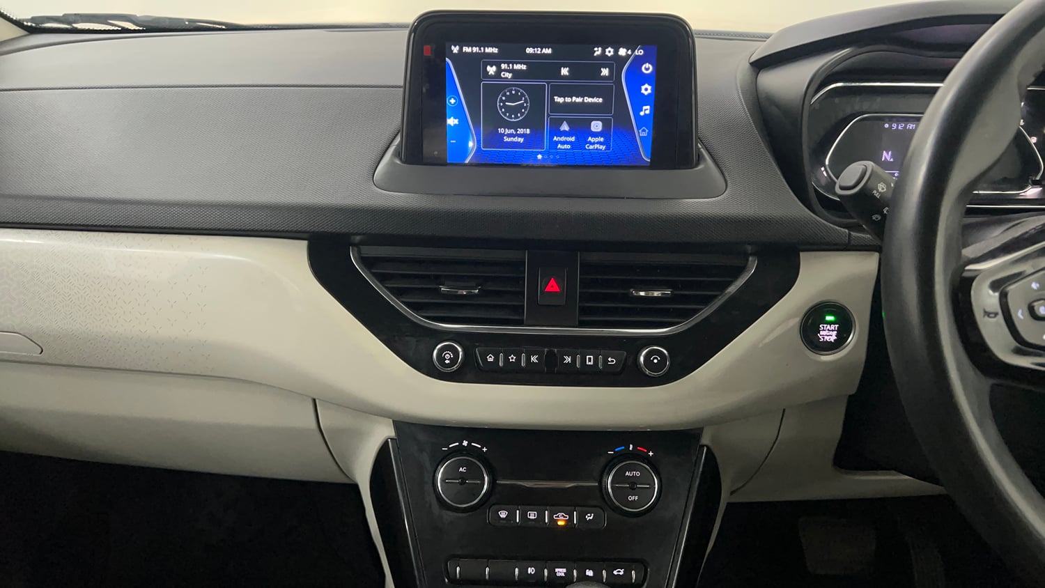 Used 2020 Tata Nexon XZA Plus (O) Dual Tone Petrol Automatic interior MUSIC SYSTEM & AC CONTROL VIEW