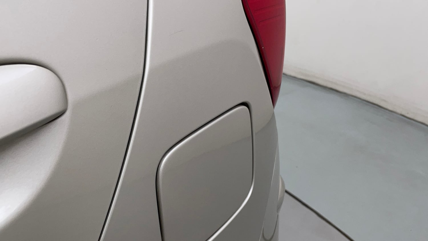 Used 2013 Hyundai i10 Sportz 1.2 Kappa2 Petrol Manual dents MINOR SCRATCH