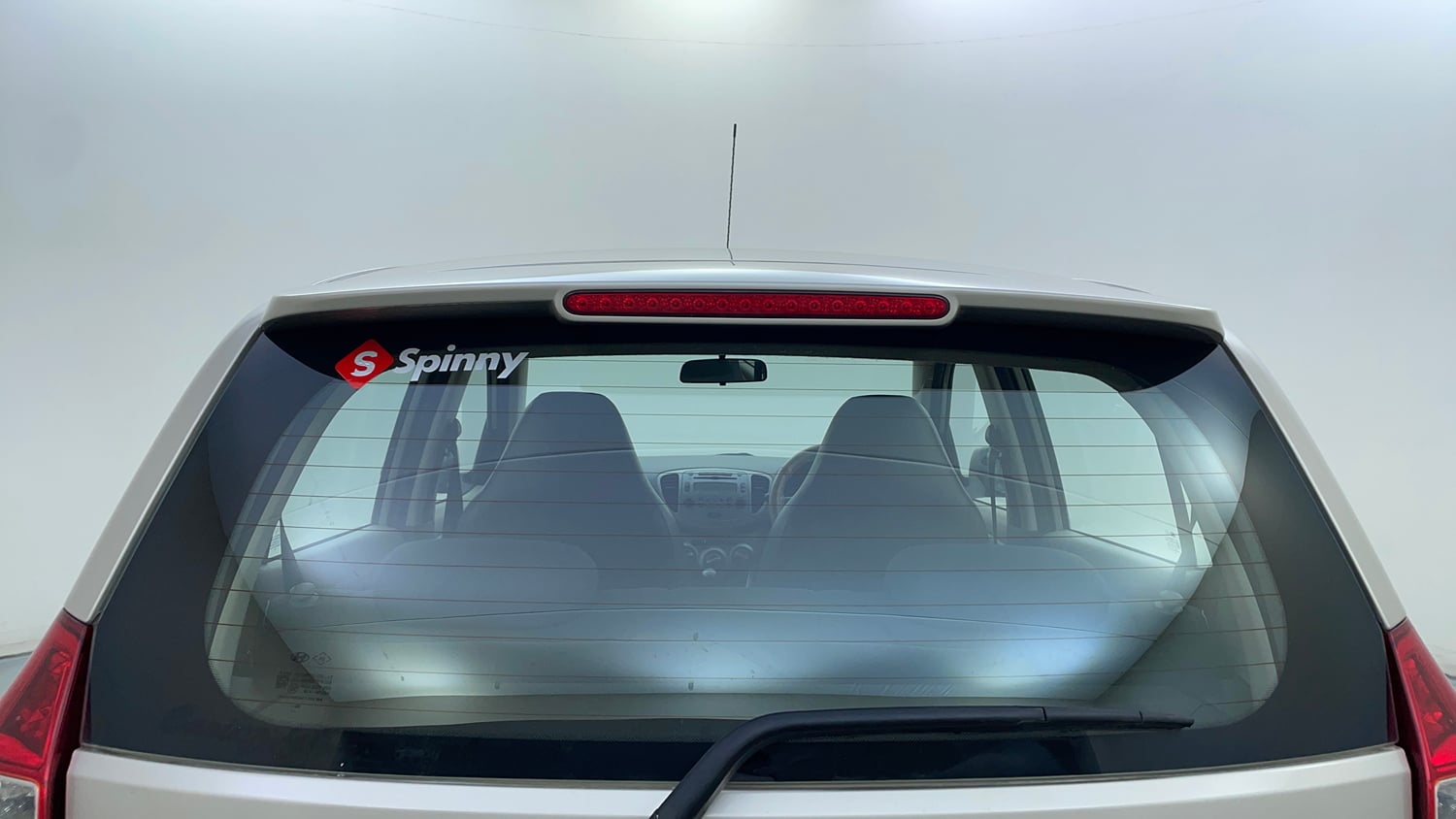 Used 2013 Hyundai i10 Sportz 1.2 Kappa2 Petrol Manual exterior BACK WINDSHIELD VIEW