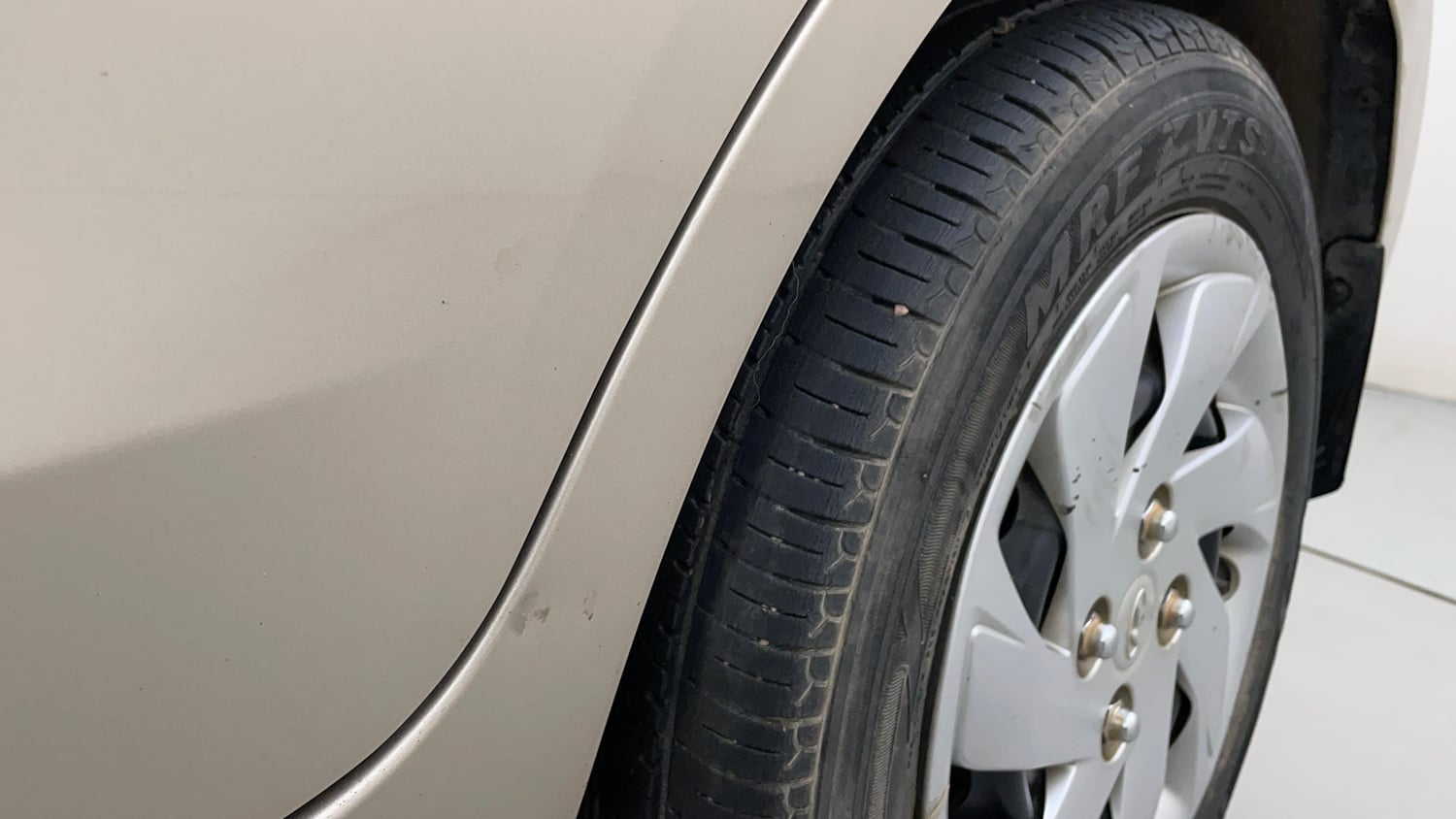 Used 2019 Hyundai Santro Sportz Petrol Manual dents MINOR SCRATCH