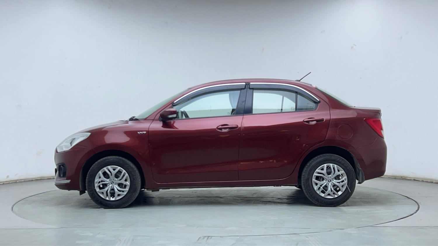 Used 2019 Maruti Suzuki Dzire VXi Petrol Manual exterior LEFT SIDE VIEW