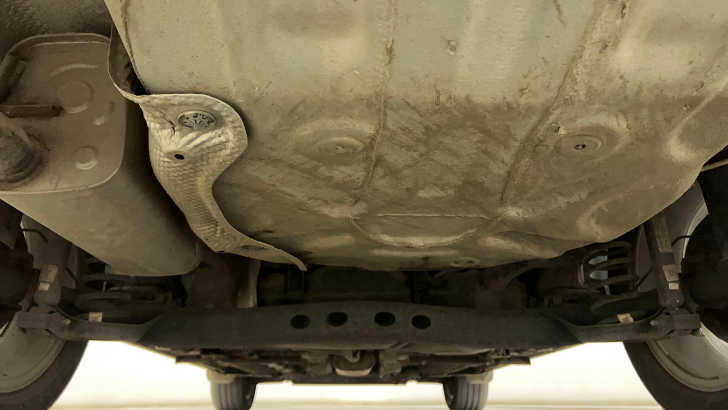 Used 2024 Volkswagen Virtus Highline 1.0 TSI MT Petrol Manual extra REAR UNDERBODY VIEW (TAKEN FROM REAR)