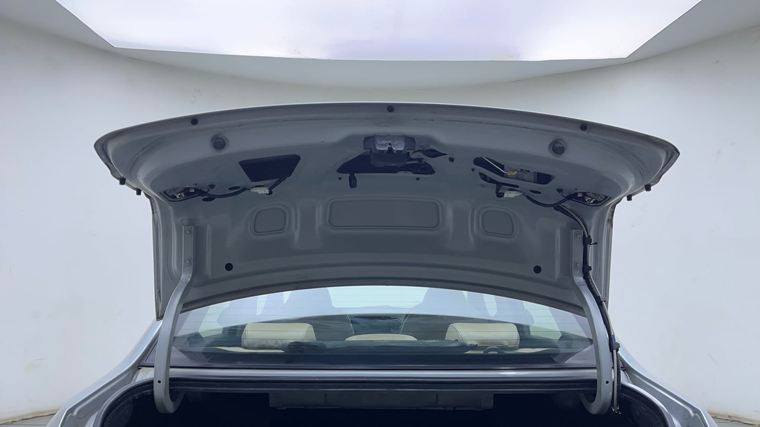 Used 2019 Hyundai Xcent S CRDi Diesel Manual interior DICKY DOOR OPEN VIEW