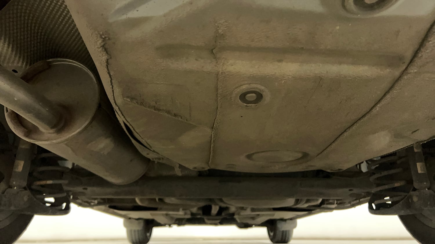 Used 2019 Volkswagen Vento Highline 1.6 (P) Petrol Manual extra REAR UNDERBODY VIEW (TAKEN FROM REAR)