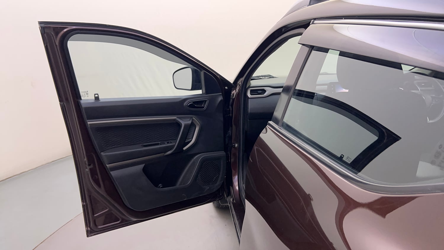 Used 2021 Renault Kiger RXZ AMT Dual Tone Petrol Automatic interior LEFT FRONT DOOR OPEN VIEW