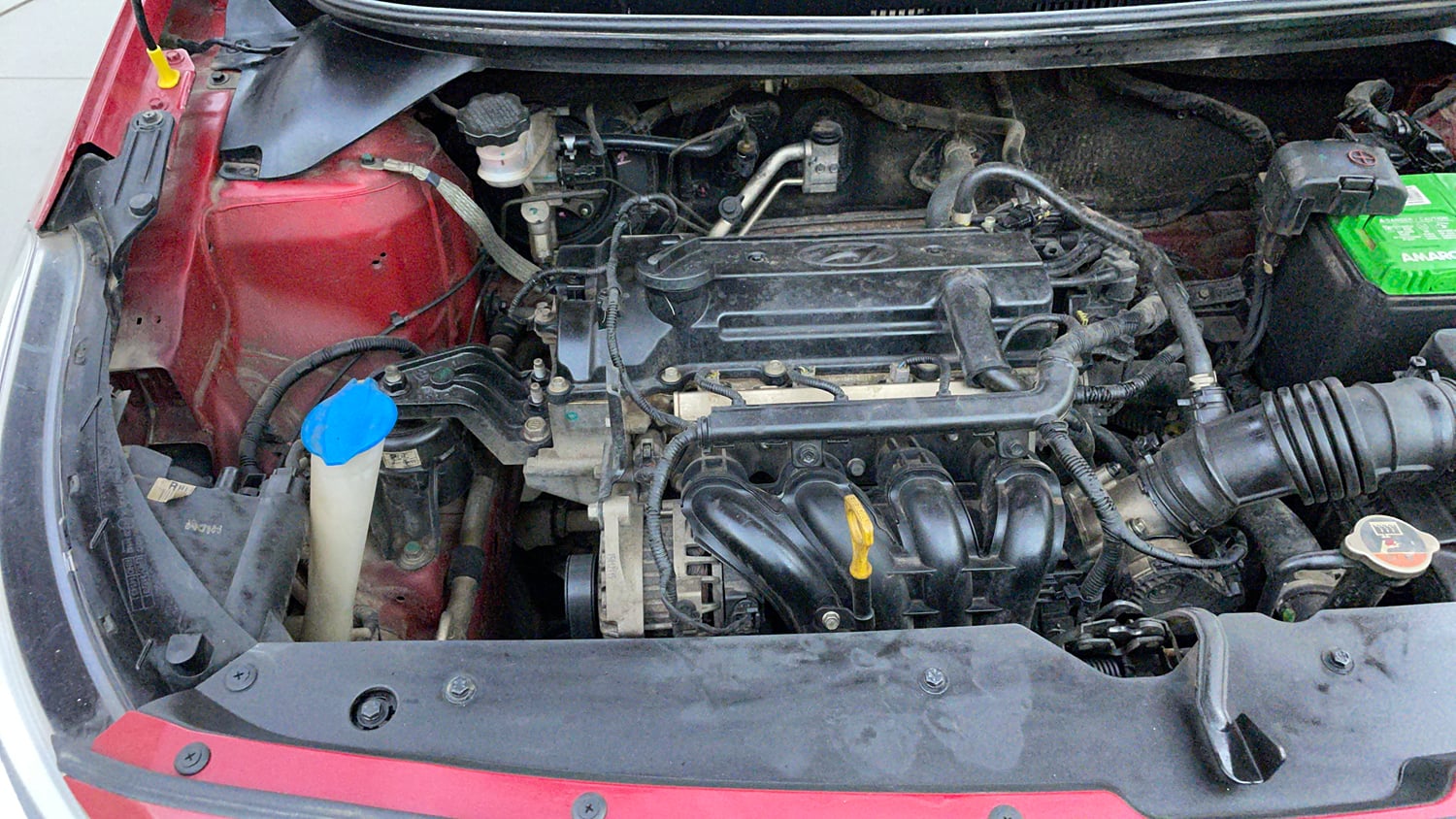 Used 2015 Hyundai Elite i20 Magna 1.2 Petrol Manual engine ENGINE RIGHT SIDE VIEW