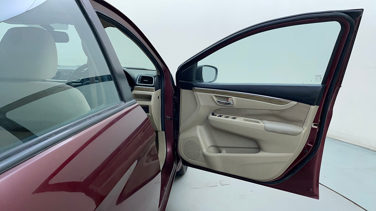 Used 2019 Maruti Suzuki Ciaz Zeta Hybrid 1.5 AT Petrol Automatic interior RIGHT FRONT DOOR OPEN VIEW
