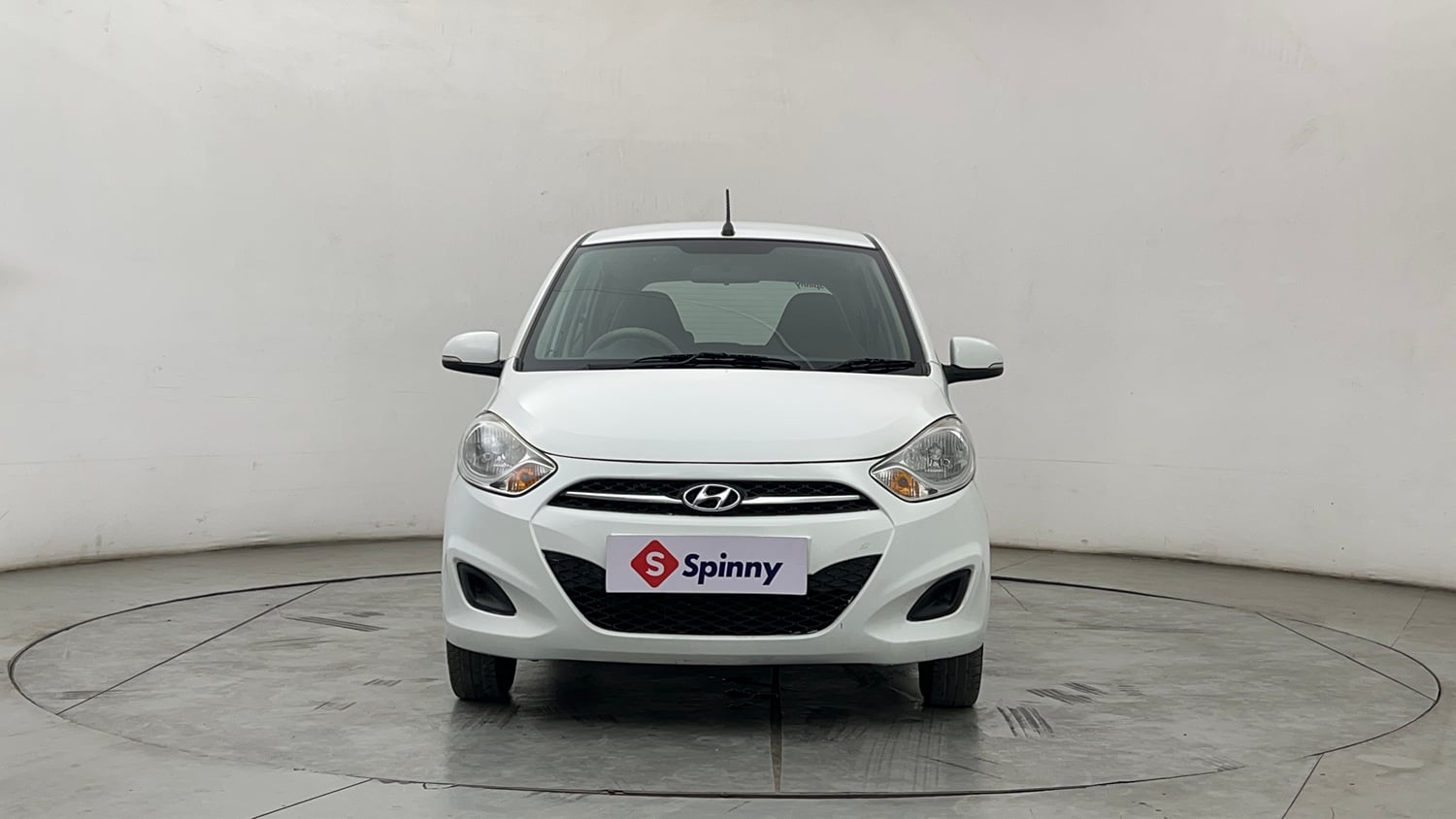 Used 2013 Hyundai i10 Sportz 1.2 Kappa2 Petrol Manual exterior FRONT VIEW