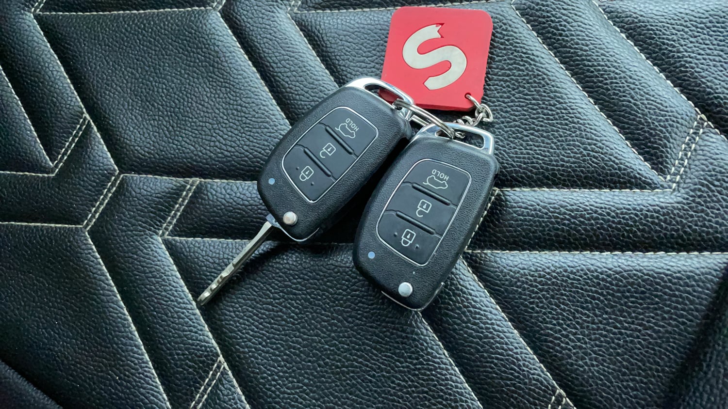 Used 2016 Hyundai Xcent S 1.2 Petrol Manual extra CAR KEY VIEW
