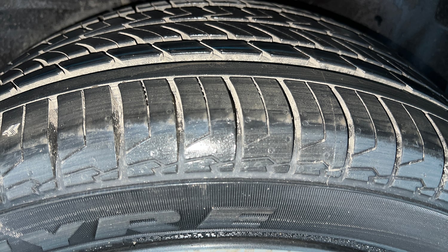 Used 2021 Tata Altroz XZ Petrol Petrol Manual tyres LEFT REAR TYRE TREAD VIEW
