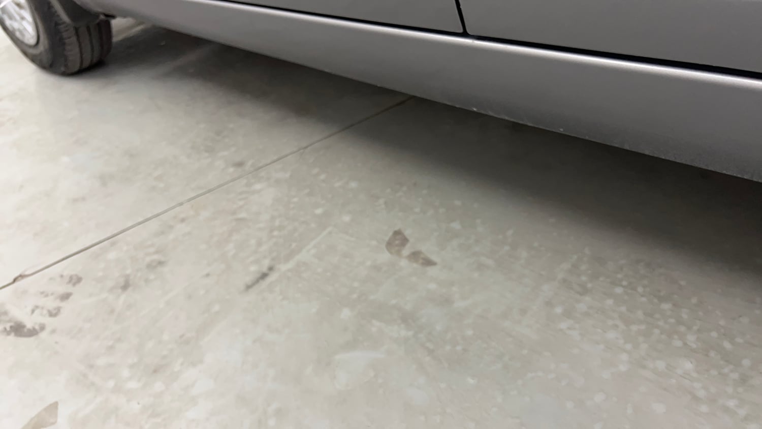 Used 2014 Maruti Suzuki Swift LXi Petrol Manual dents MINOR SCRATCH