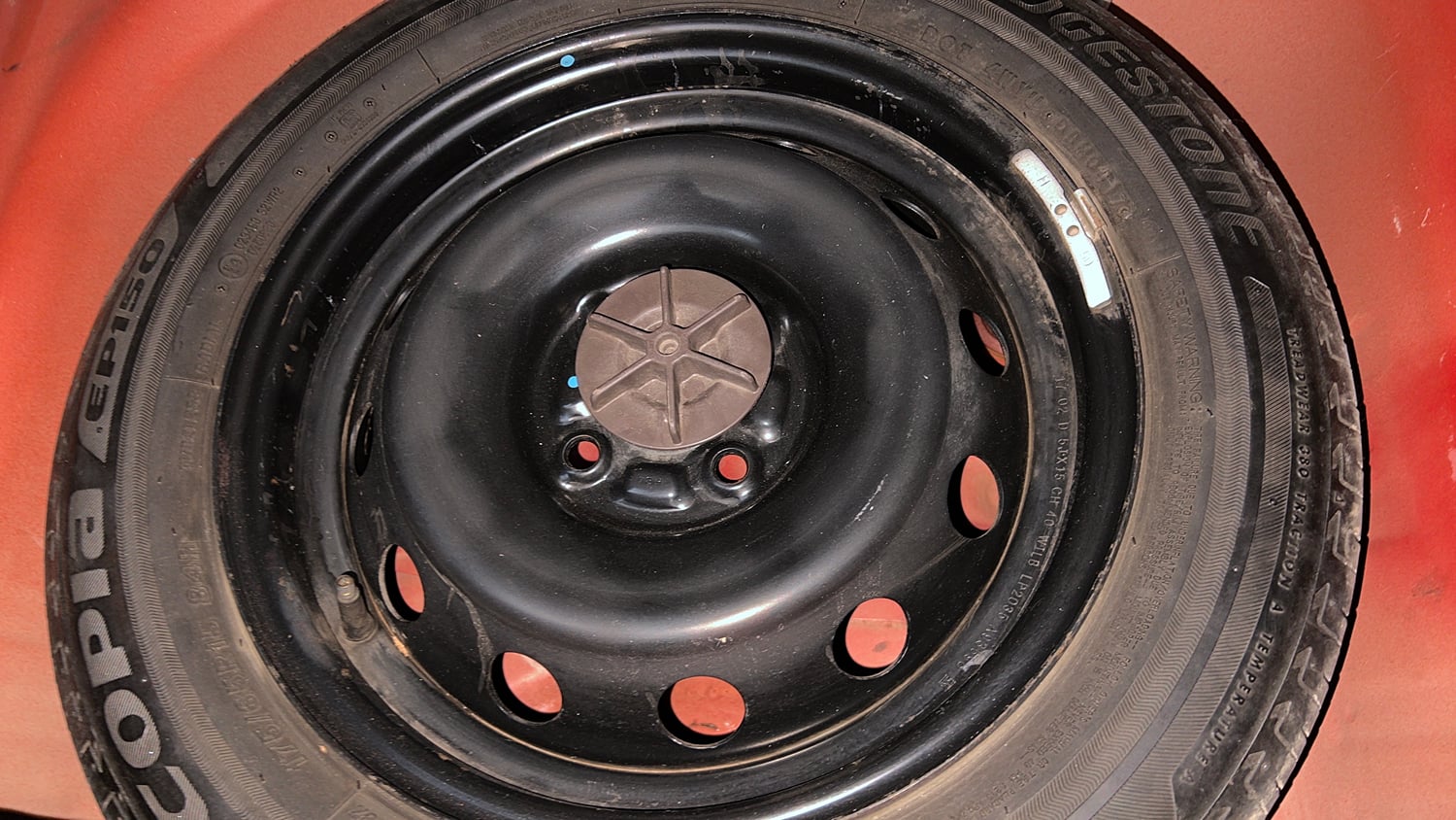 Used 2017 Maruti Suzuki Ignis Delta 1.2 MT Petrol Manual tyres SPARE TYRE VIEW