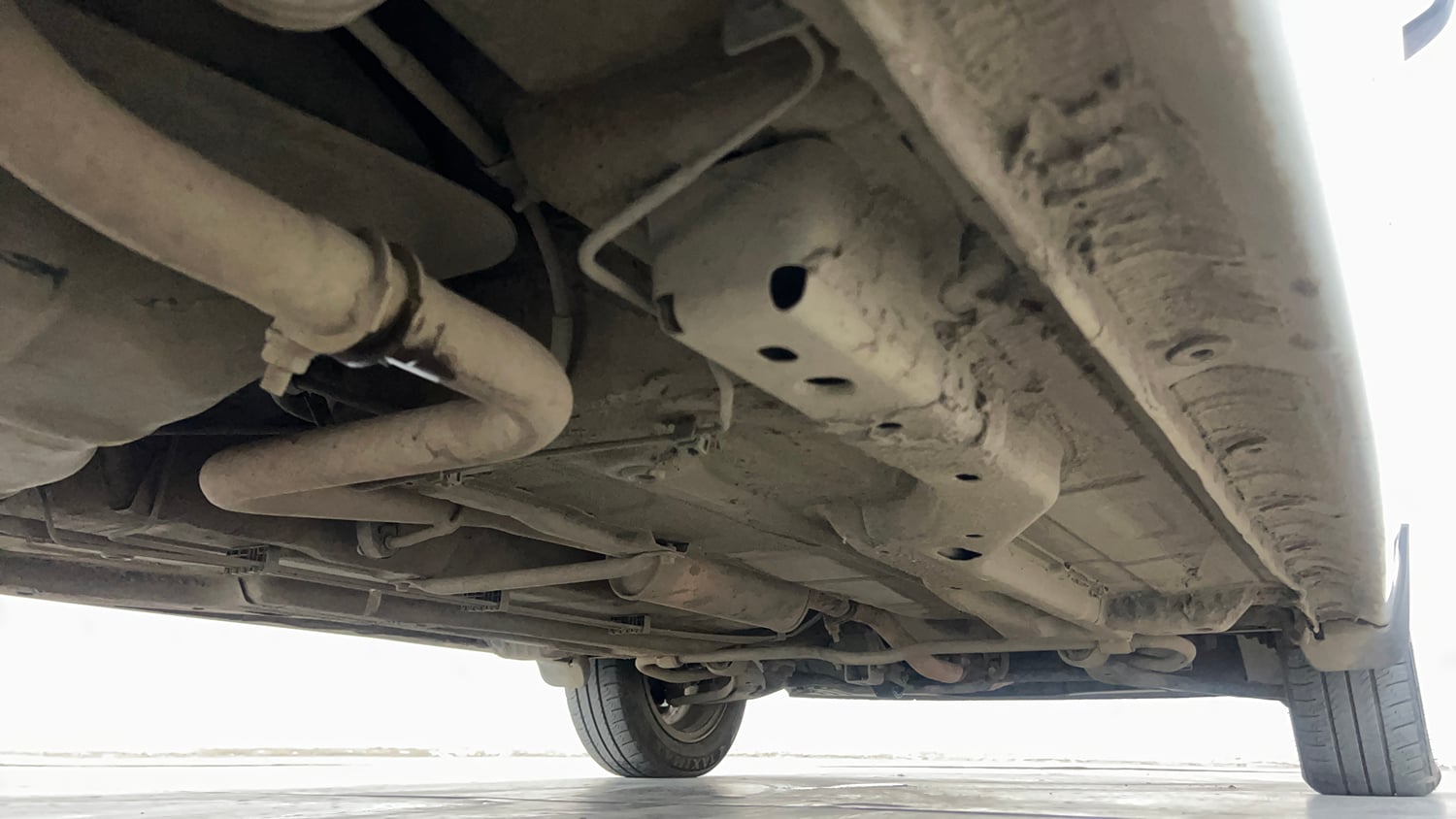 Used 2018 Tata Tiago Revotron XZA Petrol Automatic extra REAR RIGHT UNDERBODY VIEW