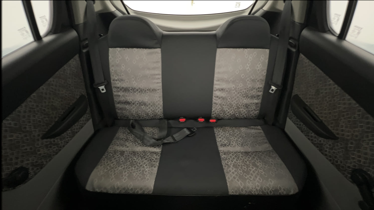 Used 2018 Maruti Suzuki Alto 800 LXi Petrol Manual interior REAR SEAT CONDITION VIEW