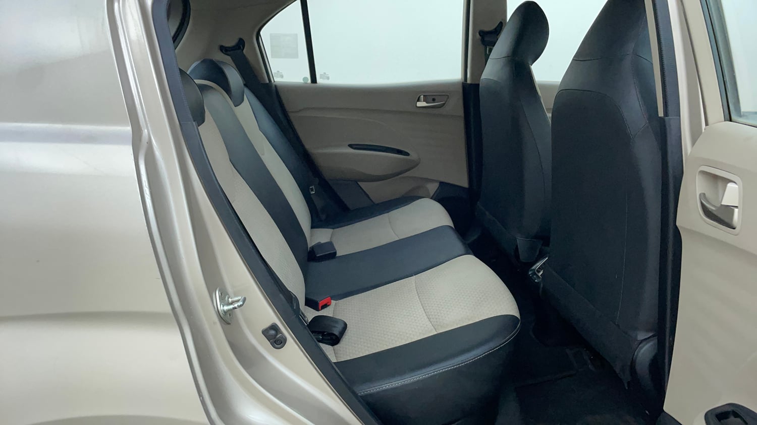 Used 2019 Hyundai Santro Sportz Petrol Manual interior RIGHT SIDE REAR DOOR CABIN VIEW