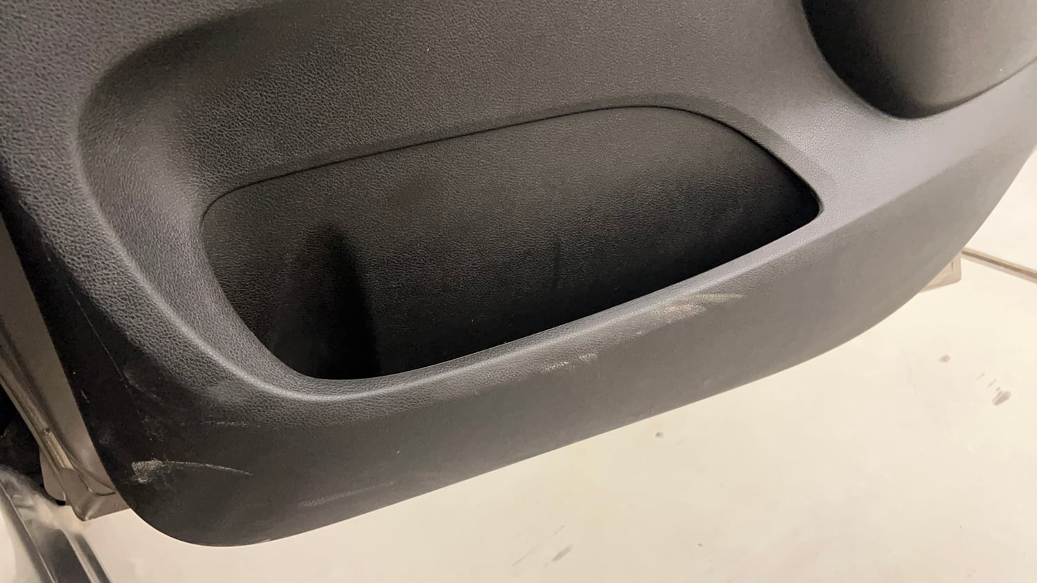 Used 2018 Renault Kwid 1.0 RXL Petrol Manual top_features Door pockets