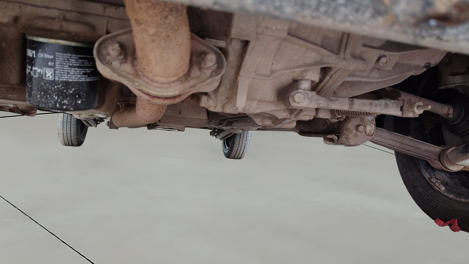 Used 2014 Maruti Suzuki Alto K10 VXi Petrol Manual extra FRONT LEFT UNDERBODY VIEW