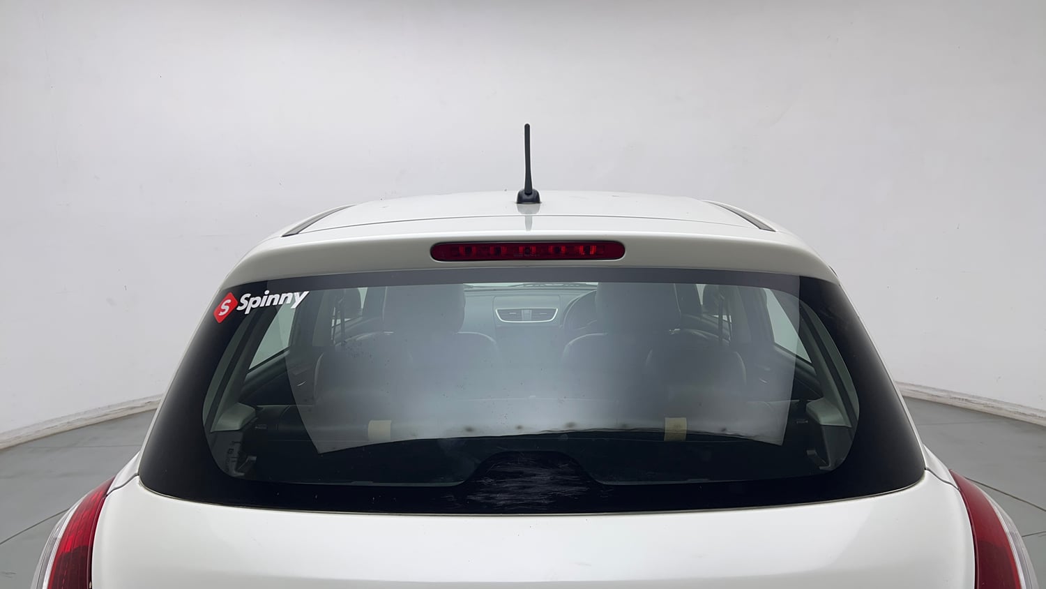 Used 2013 Maruti Suzuki Swift VXI CNG (Outside Fitted) Cng Manual exterior BACK WINDSHIELD VIEW
