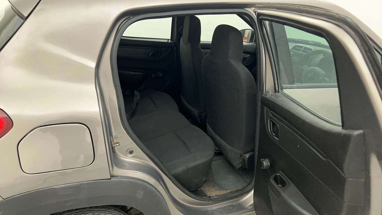 Used 2018 Renault Kwid 1.0 RXL Petrol Manual interior RIGHT SIDE REAR DOOR CABIN VIEW