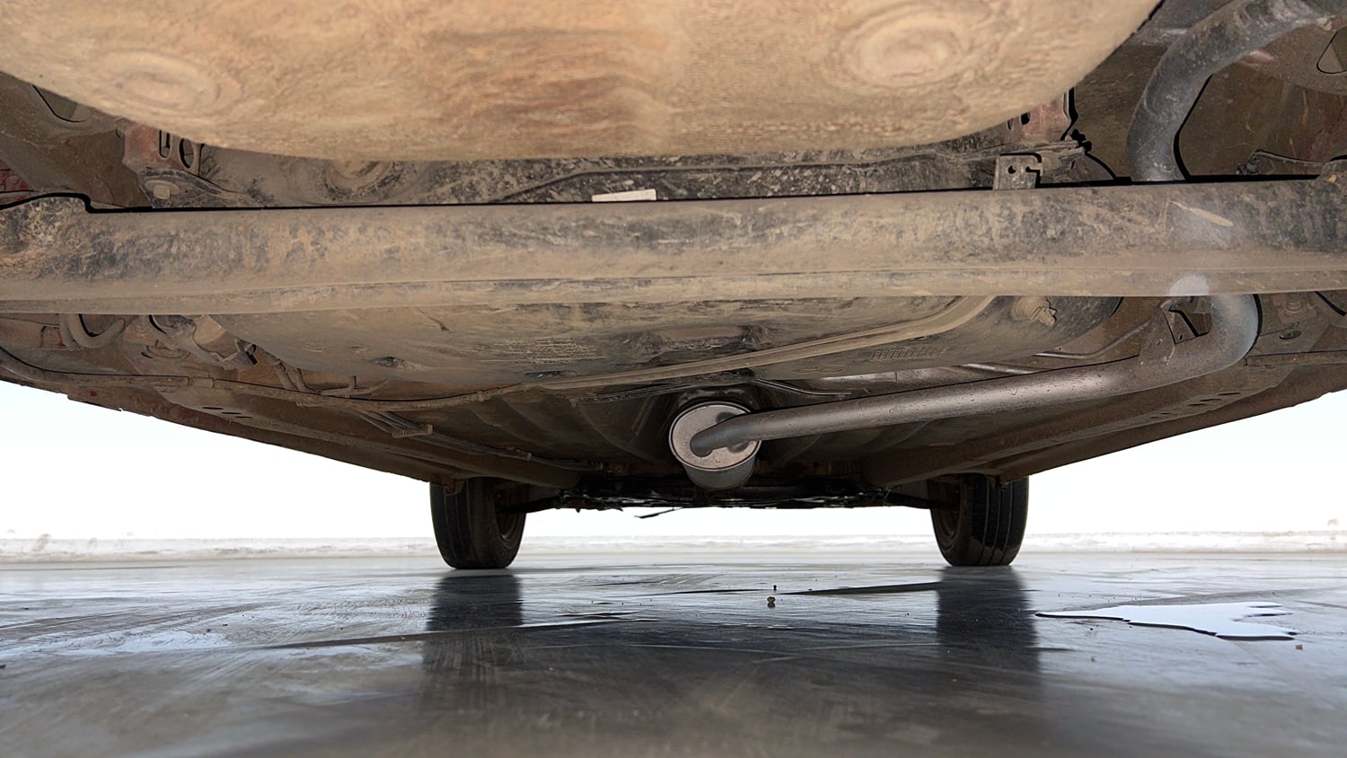 Used 2017 Maruti Suzuki Ignis Delta 1.2 MT Petrol Manual extra REAR UNDERBODY VIEW (TAKEN FROM REAR)