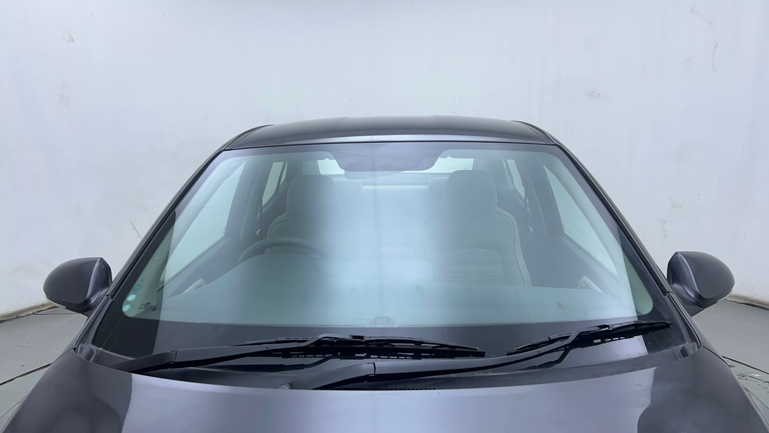Used 2021 Hyundai Aura SX Plus 1.2 AMT Petrol Petrol Automatic exterior FRONT WINDSHIELD VIEW