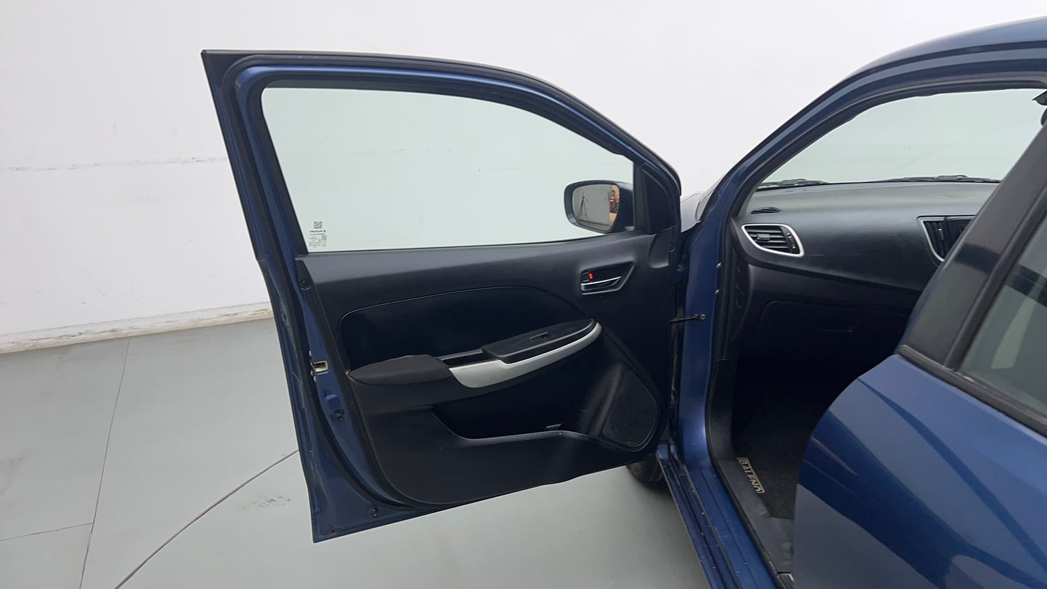 Used 2016 Maruti Suzuki Baleno Delta 1.2 Petrol Manual interior LEFT FRONT DOOR OPEN VIEW