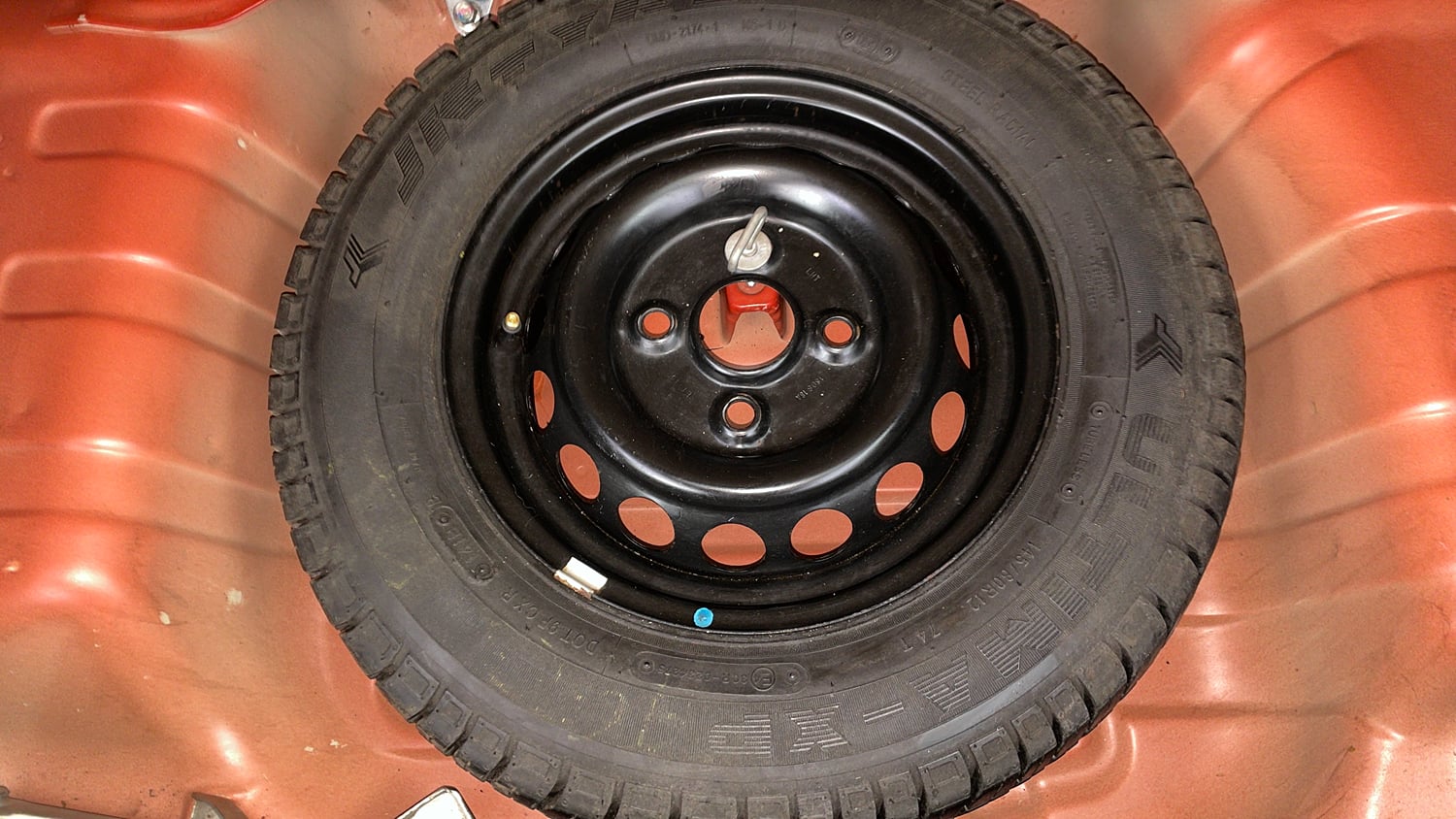 Used 2018 Maruti Suzuki Alto 800 LXi Petrol Manual tyres SPARE TYRE VIEW