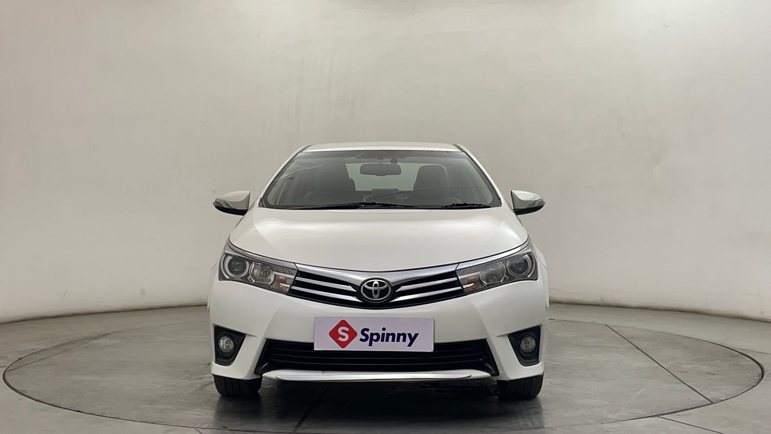 Used 2015 Toyota Corolla Altis VL AT Petrol Petrol Automatic exterior FRONT VIEW