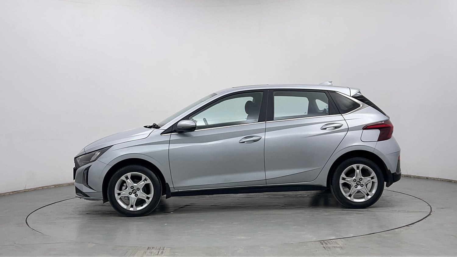 Used 2024 Hyundai i20 Sportz (O) 1.2 MT Petrol Manual exterior LEFT SIDE VIEW