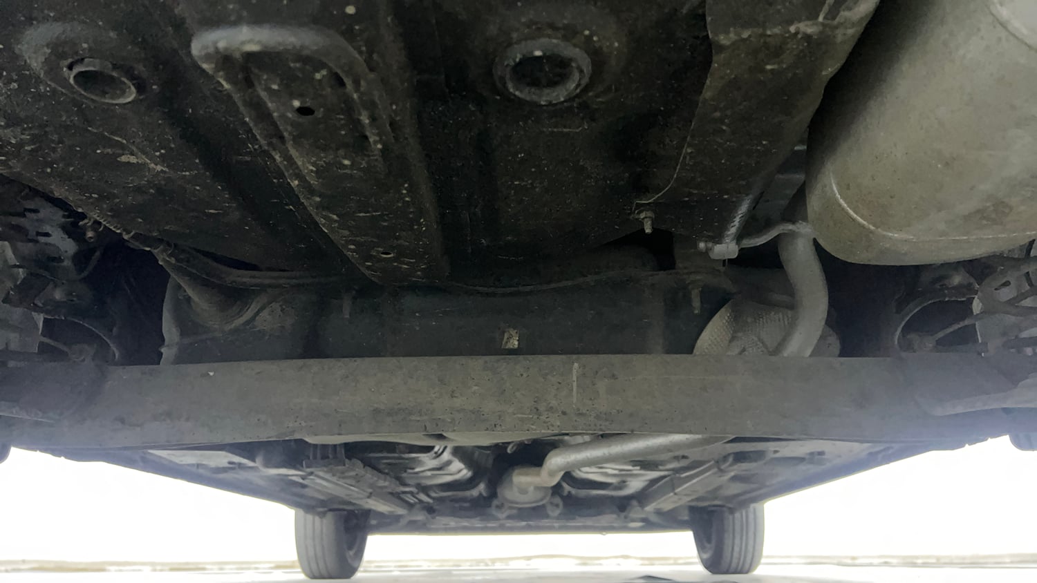 Used 2020 Hyundai Santro Sportz AMT Petrol Automatic extra REAR UNDERBODY VIEW (TAKEN FROM REAR)