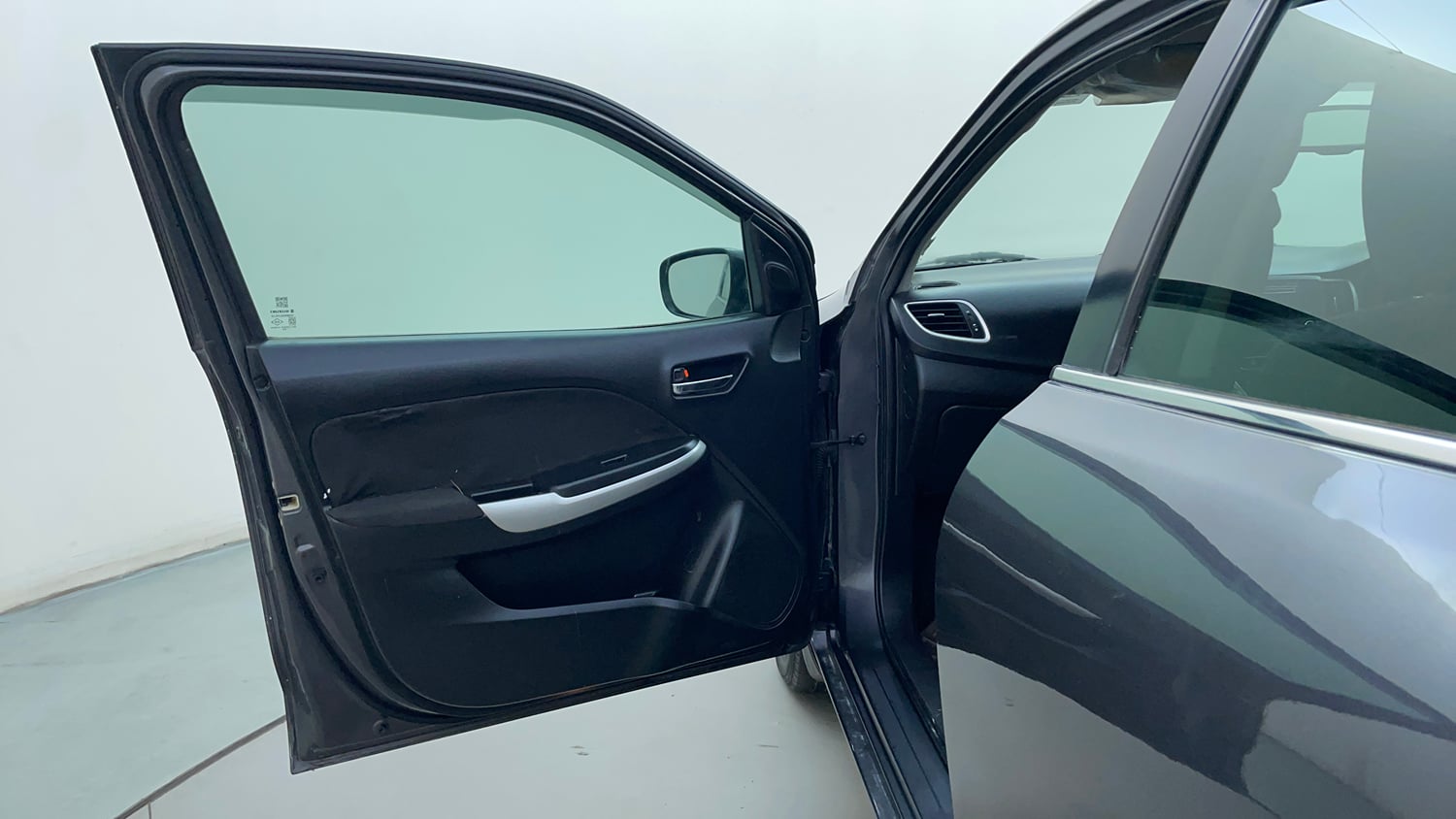 Used 2016 Maruti Suzuki Baleno Zeta 1.2 Petrol Manual interior LEFT FRONT DOOR OPEN VIEW