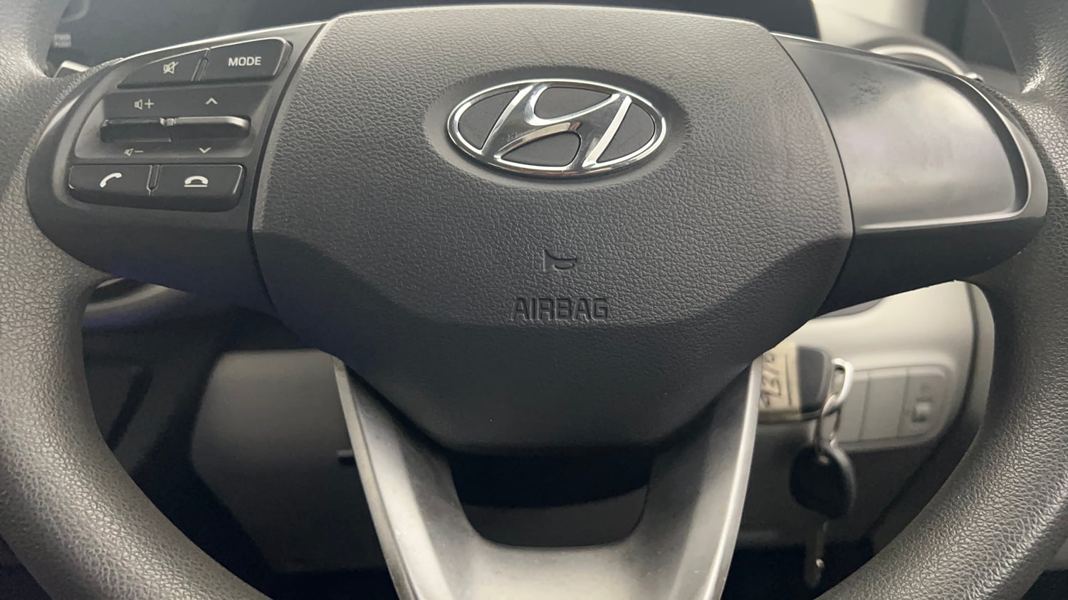 Used 2019 Hyundai Grand i10 Nios Magna AMT 1.2 Kappa VTVT Petrol Automatic top_features Steering mounted controls