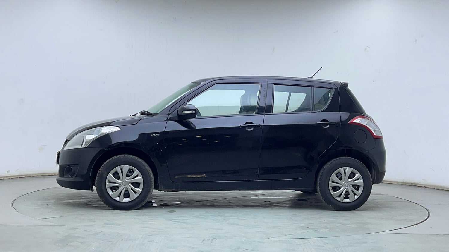 Used 2012 Maruti Suzuki Swift VXi Petrol Manual exterior LEFT SIDE VIEW
