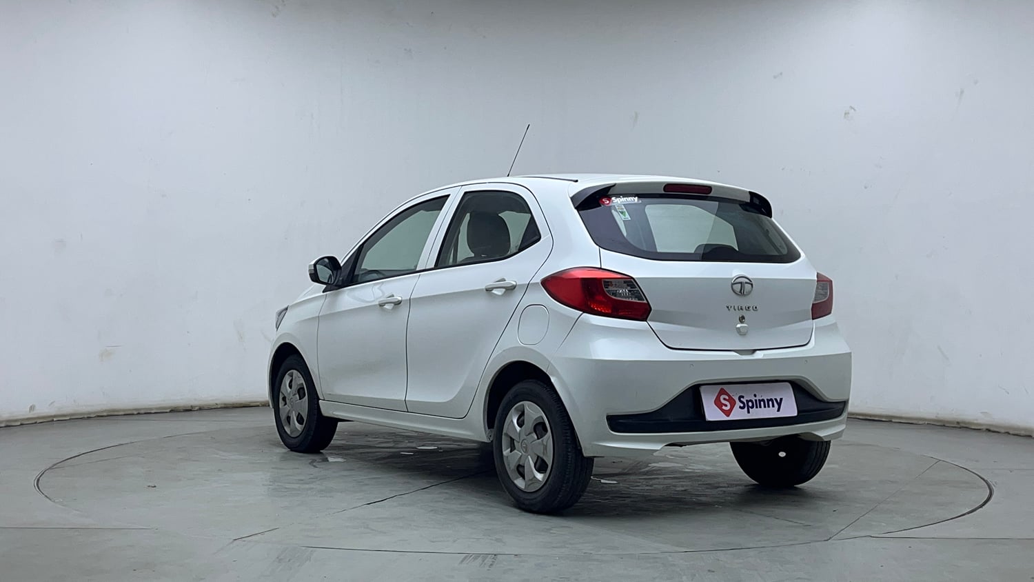 Used 2021 Tata Tiago XT Petrol Manual exterior LEFT REAR CORNER VIEW