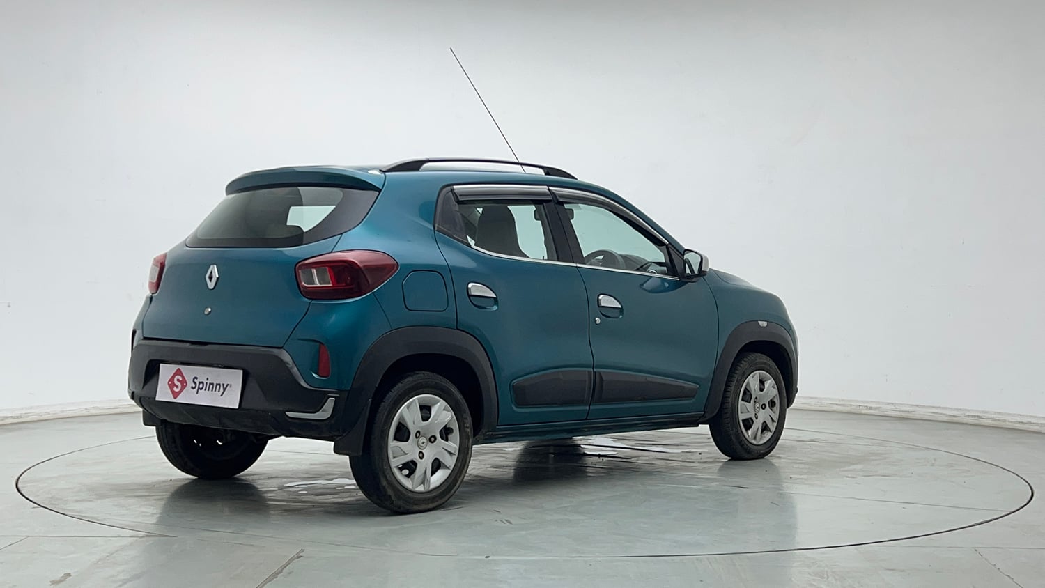 Used 2022 Renault Kwid RXT 1.0 Petrol Manual exterior RIGHT REAR CORNER VIEW